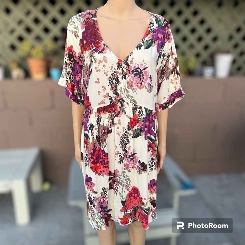 Ivory Floral Short Sleeve Summer Dress